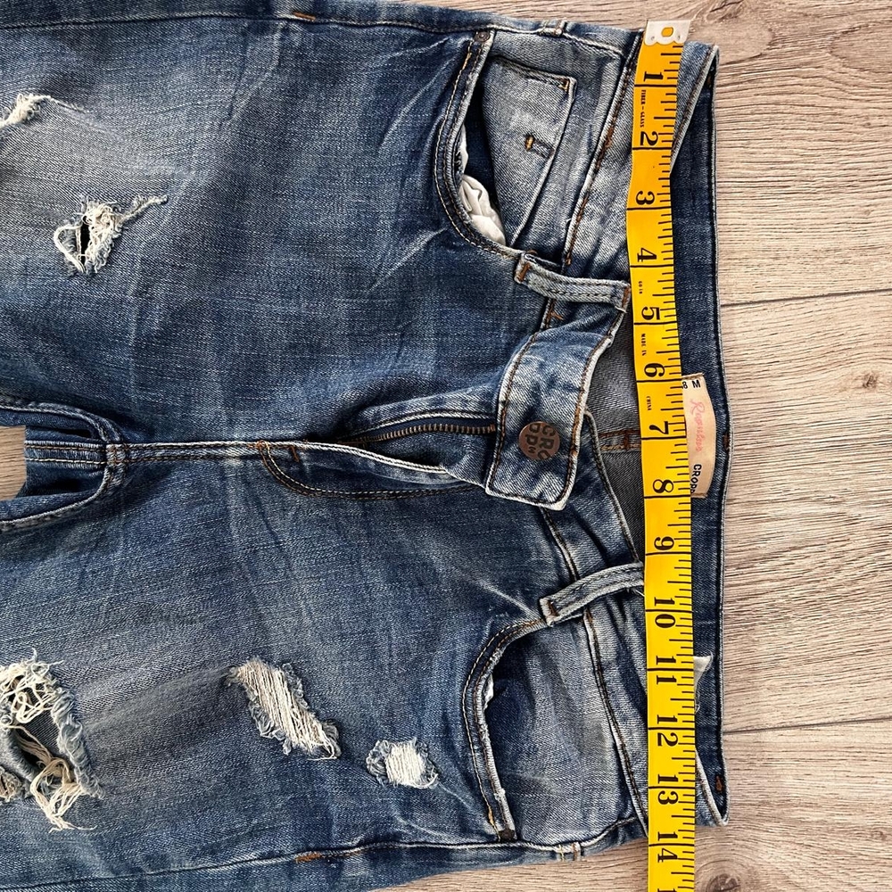Distressed Blue Jeans - Picture 6 of 8